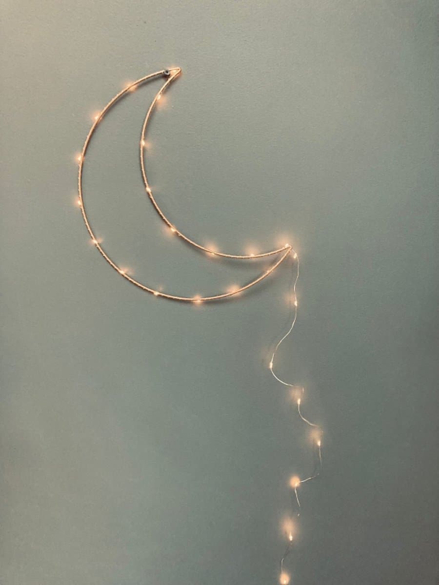Maanlampje Goud - USB aansluiting - Stopcontact - maan lamp - Draadlamp kinderkamer - Nachtlampje babykamer
