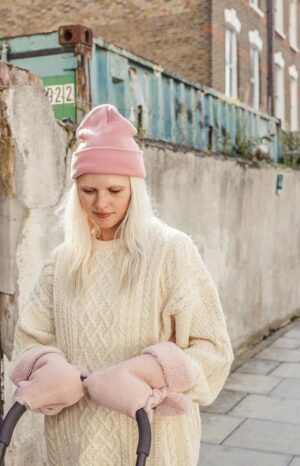 Binibamba Rose sheepskin buggy mittens/handschoenen - Roze